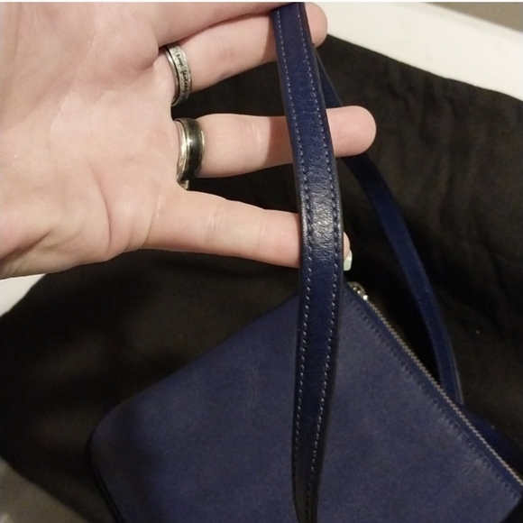 Mark Jacob's Cross Body Bag - Picture 8 of 12